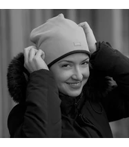 Pamut beanie-sapka, olajzöld-sárga