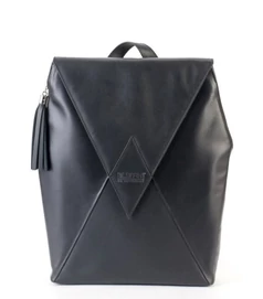 designer_taska_kite_hatizsak_fekete_matt