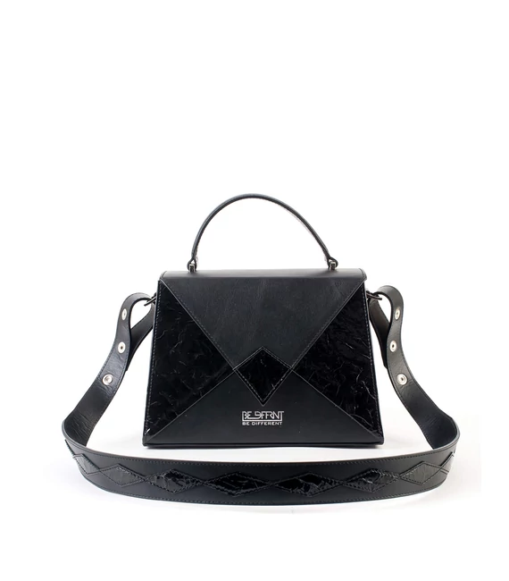 designer_taska_kite_midi_taska_fekete_gyurt_lakk