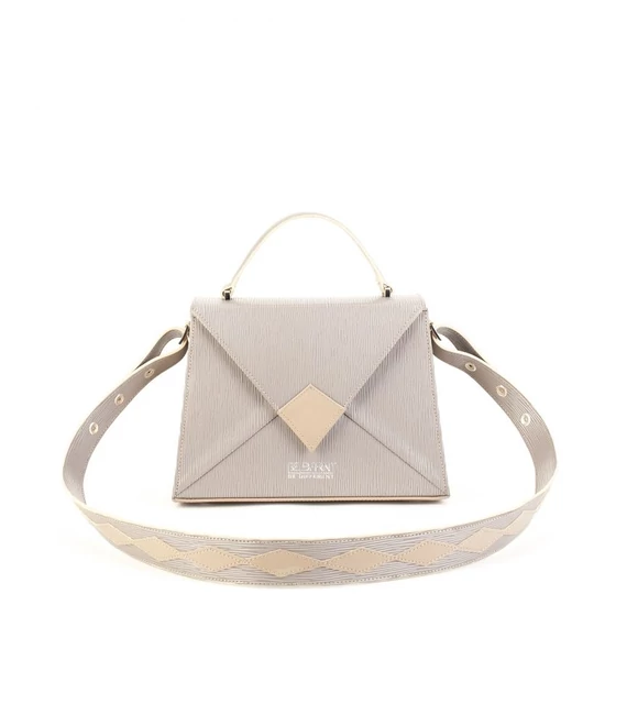 designer_taska_kite_midi_taska_silver_line_nude
